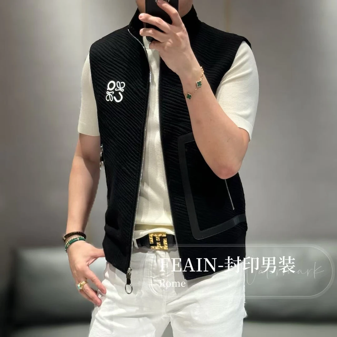 高端定制水波纹空气层拉链设计马甲背心8501