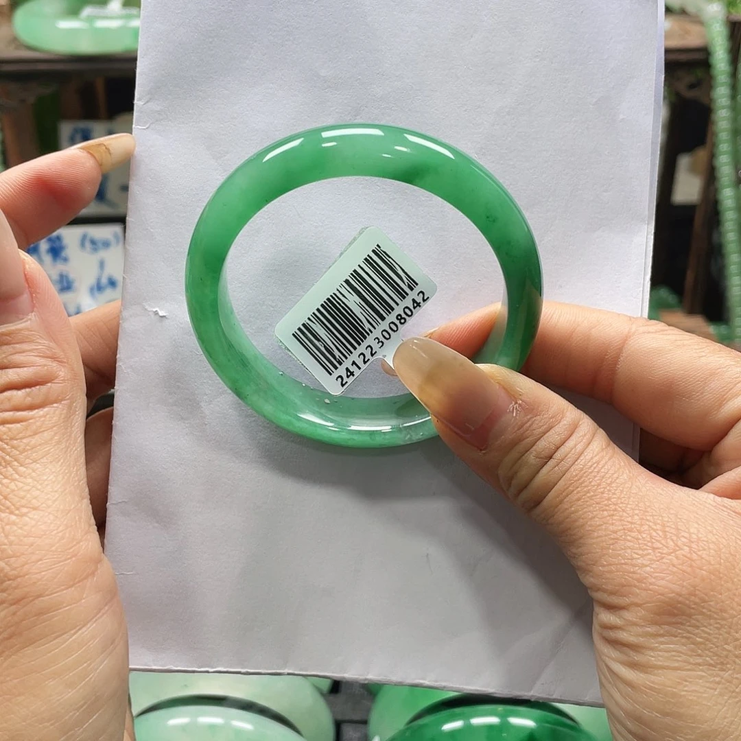 石英质玉手镯未镶嵌淼淼