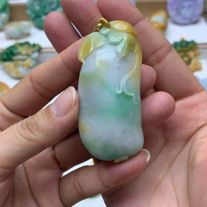 颈饰未镶嵌翡翠翡翠