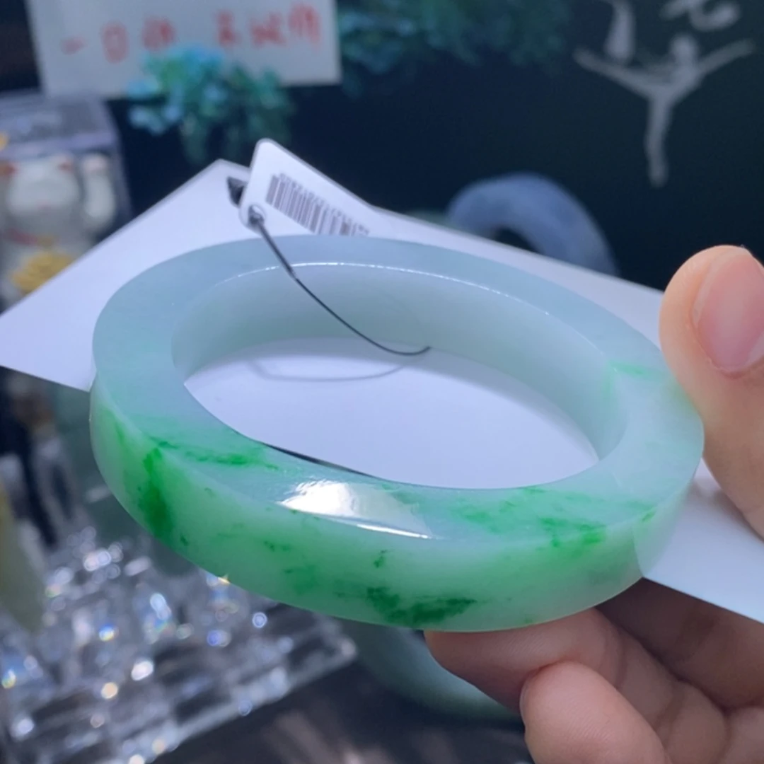 未镶嵌52-57贵妃定制翡翠
