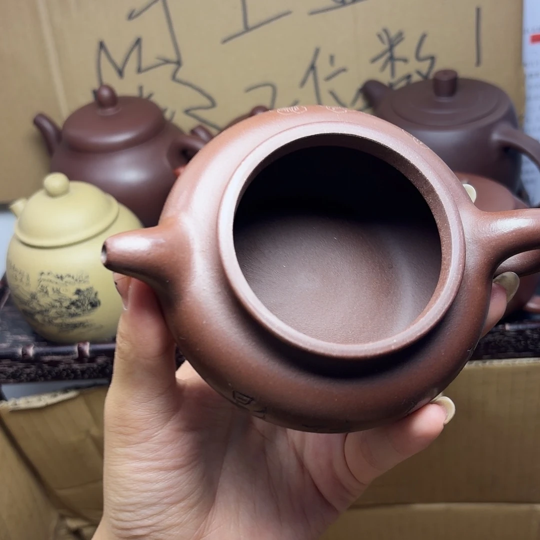 甄选宜兴本土紫砂壶