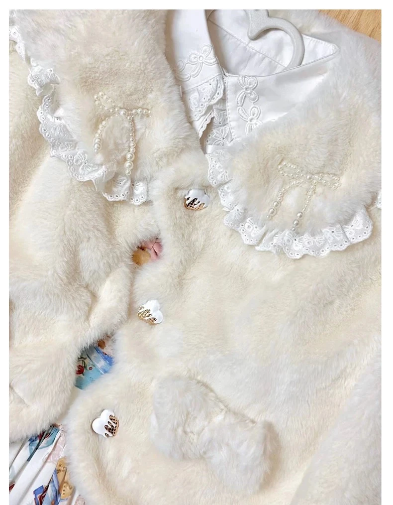 现货雪芙芙外套毛绒学生可爱外套冬日厚外套气质时尚甜美娃娃领