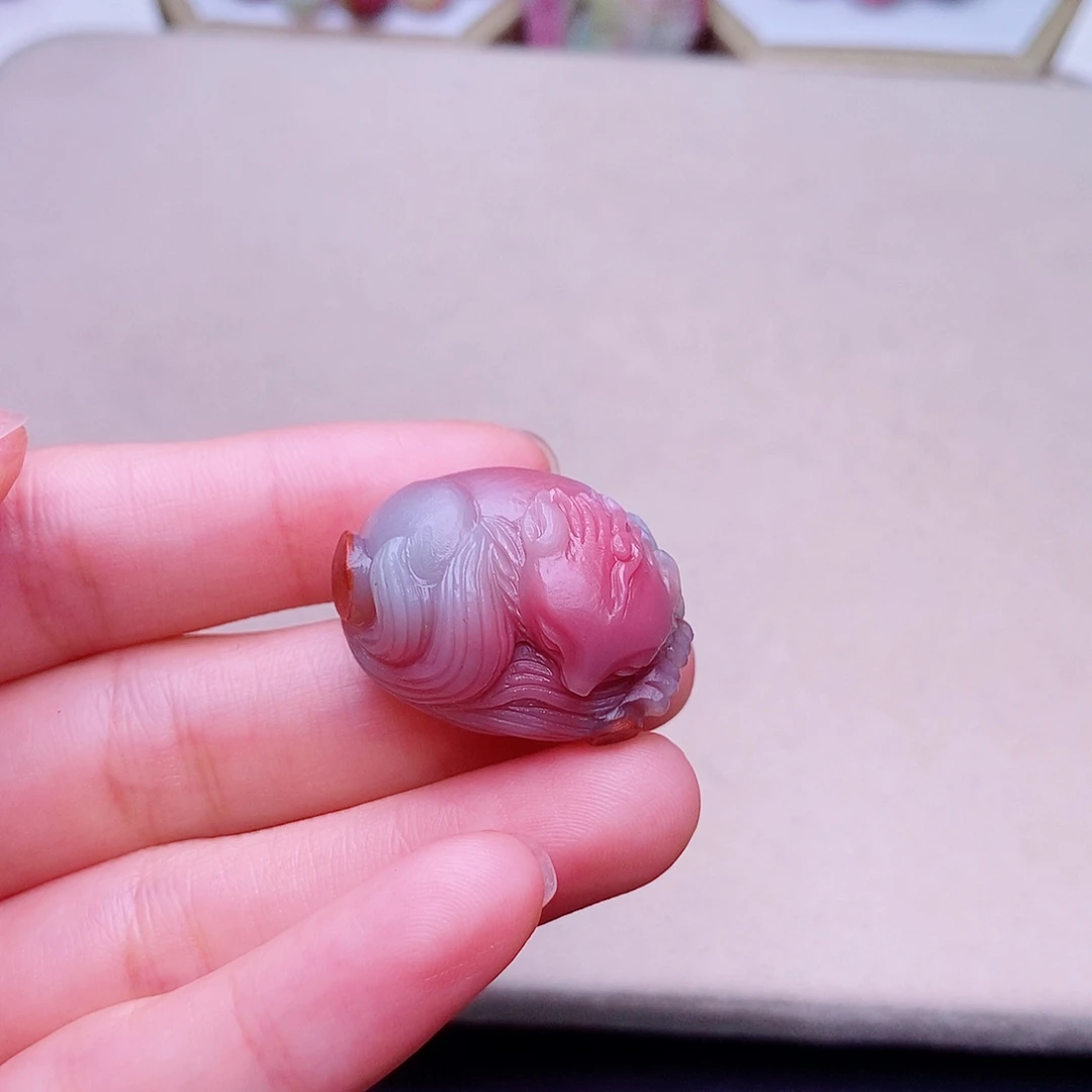 h***y玛瑙/玉髓未镶嵌珠宝奇石盐源玛瑙定制