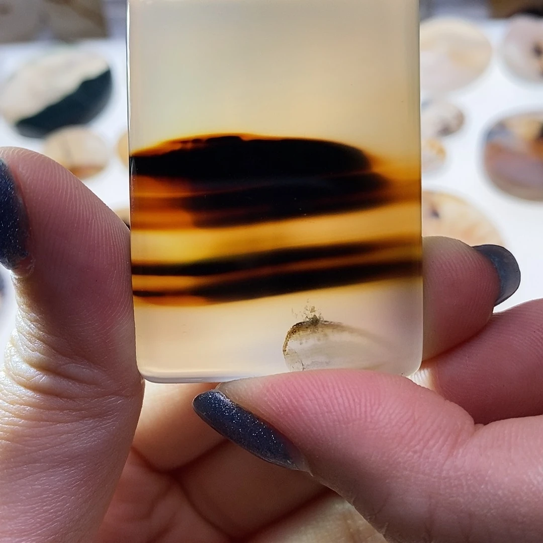 未镶嵌玛瑙/玉髓珠宝奇石