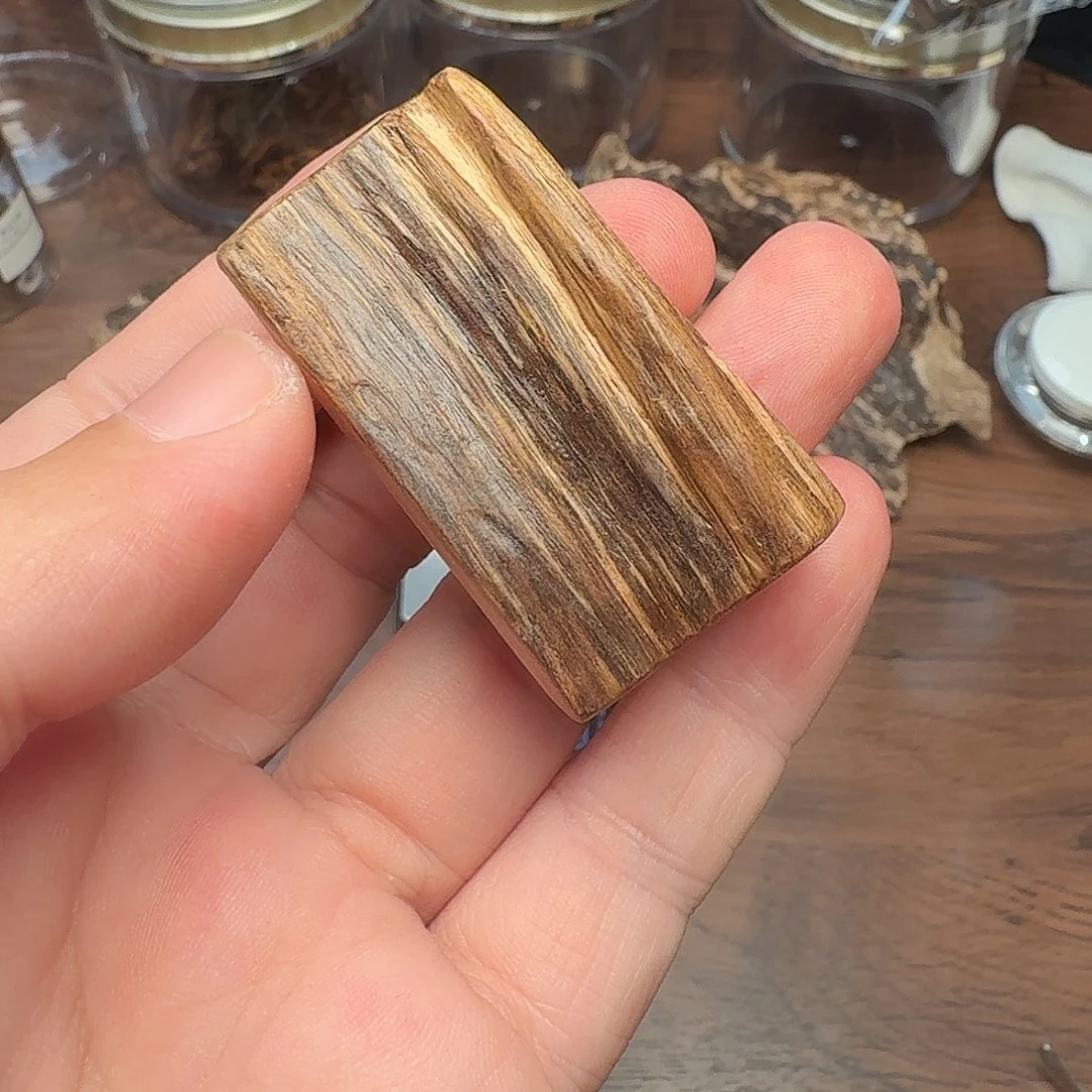 沉香野沉随形牌子