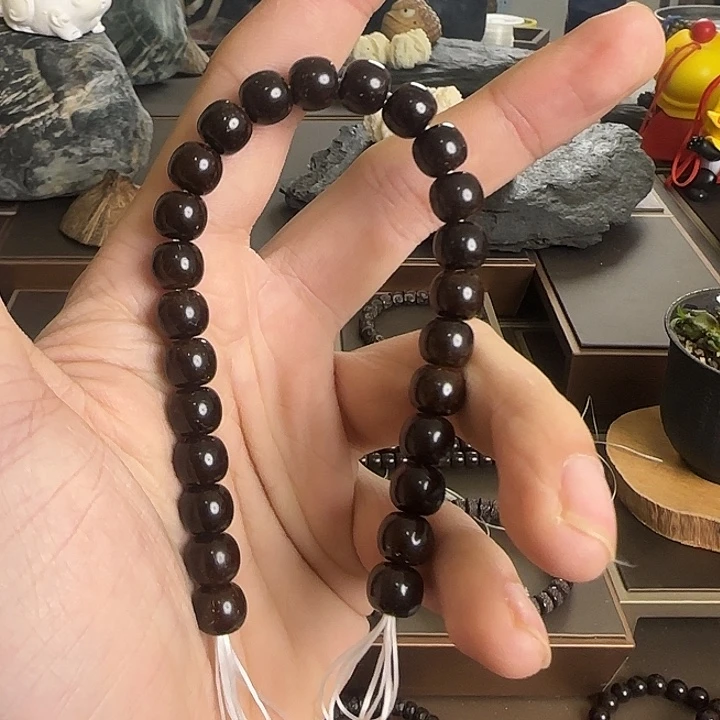 牛***飞椰蒂吊坠98老邢精挑单圈