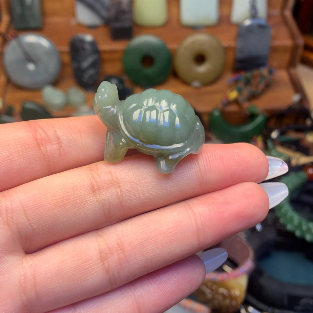 和田玉（糖玉）未镶嵌挂件