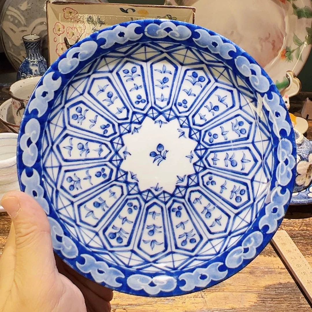 咖啡杯和水杯杯子茶杯