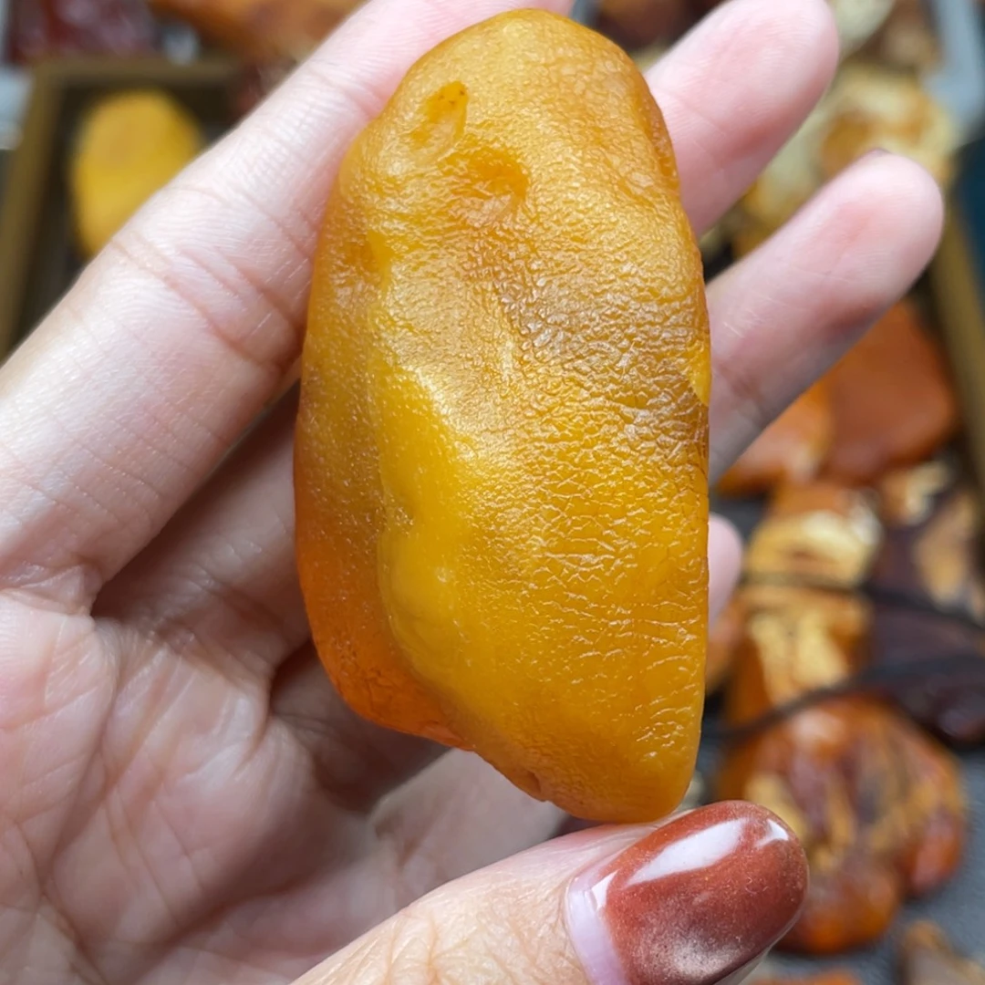 琥珀未镶嵌珠宝奇石