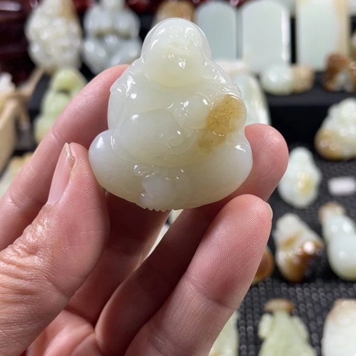 文***文和田玉（糖玉）未镶嵌颈饰