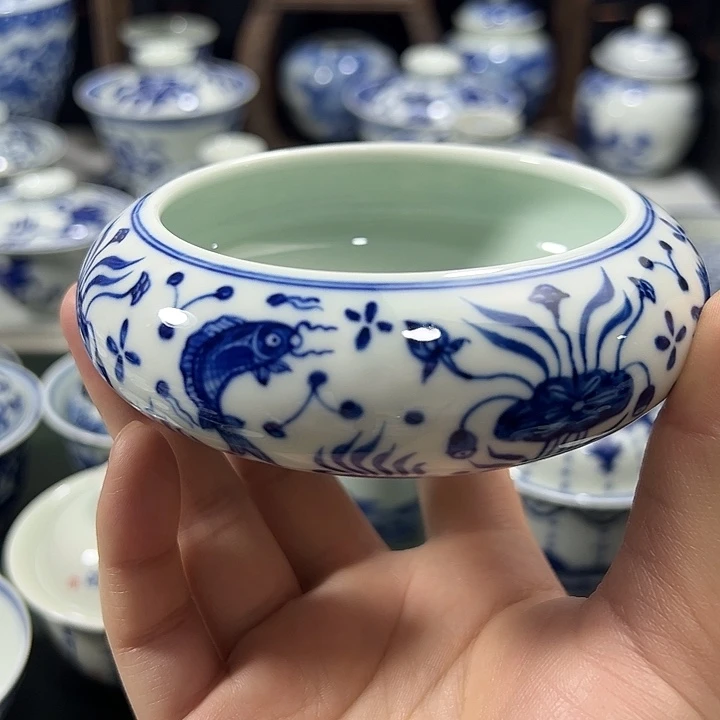 微瑕柴窑鱼藻纹烟灰缸水洗