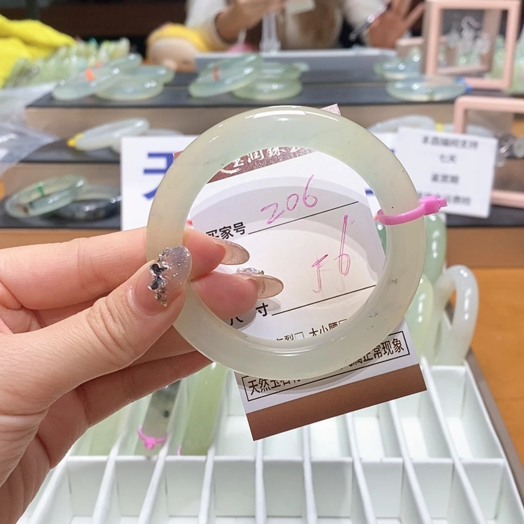 【闪购商品】岫玉手镯未镶嵌天然