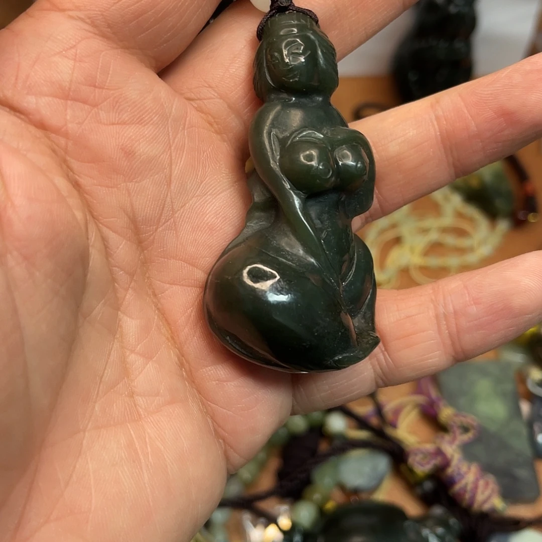 和田玉（糖玉）未镶嵌颈饰