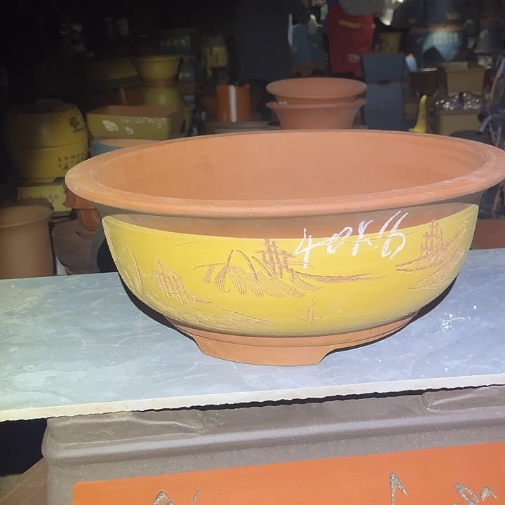 紫砂紫砂花盆和小