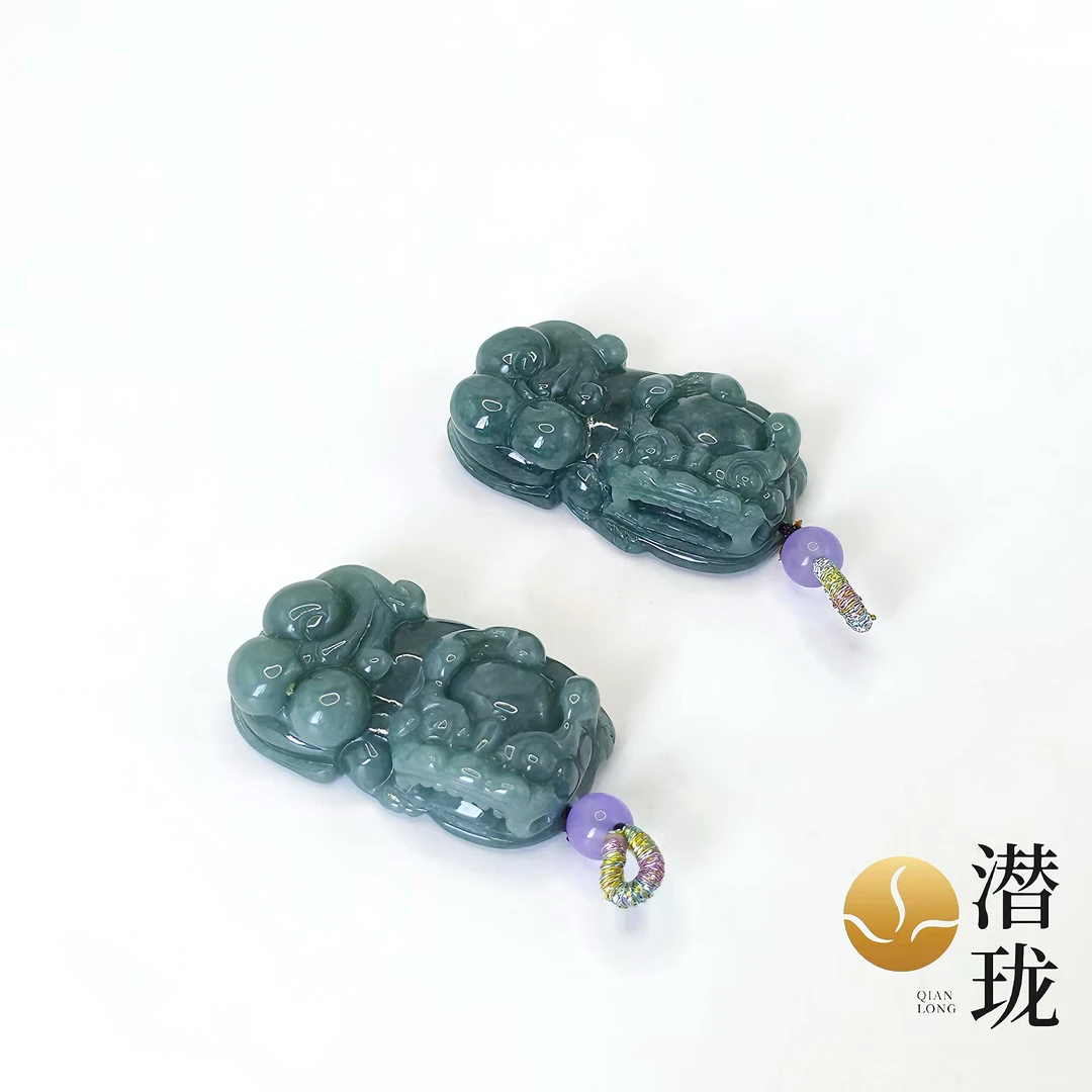 【潜珑】qq-9018蓝水翡翠霸王貔貅吊坠多样性拍一发一37mm