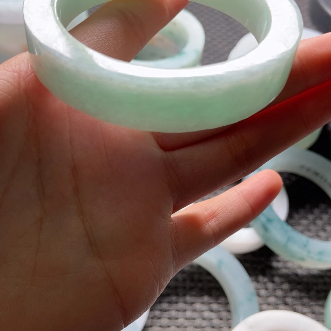 定制翡翠A未镶嵌思****幺