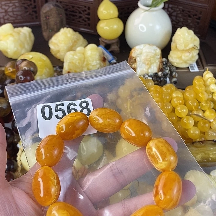 蜜蜡未镶嵌珠宝奇石