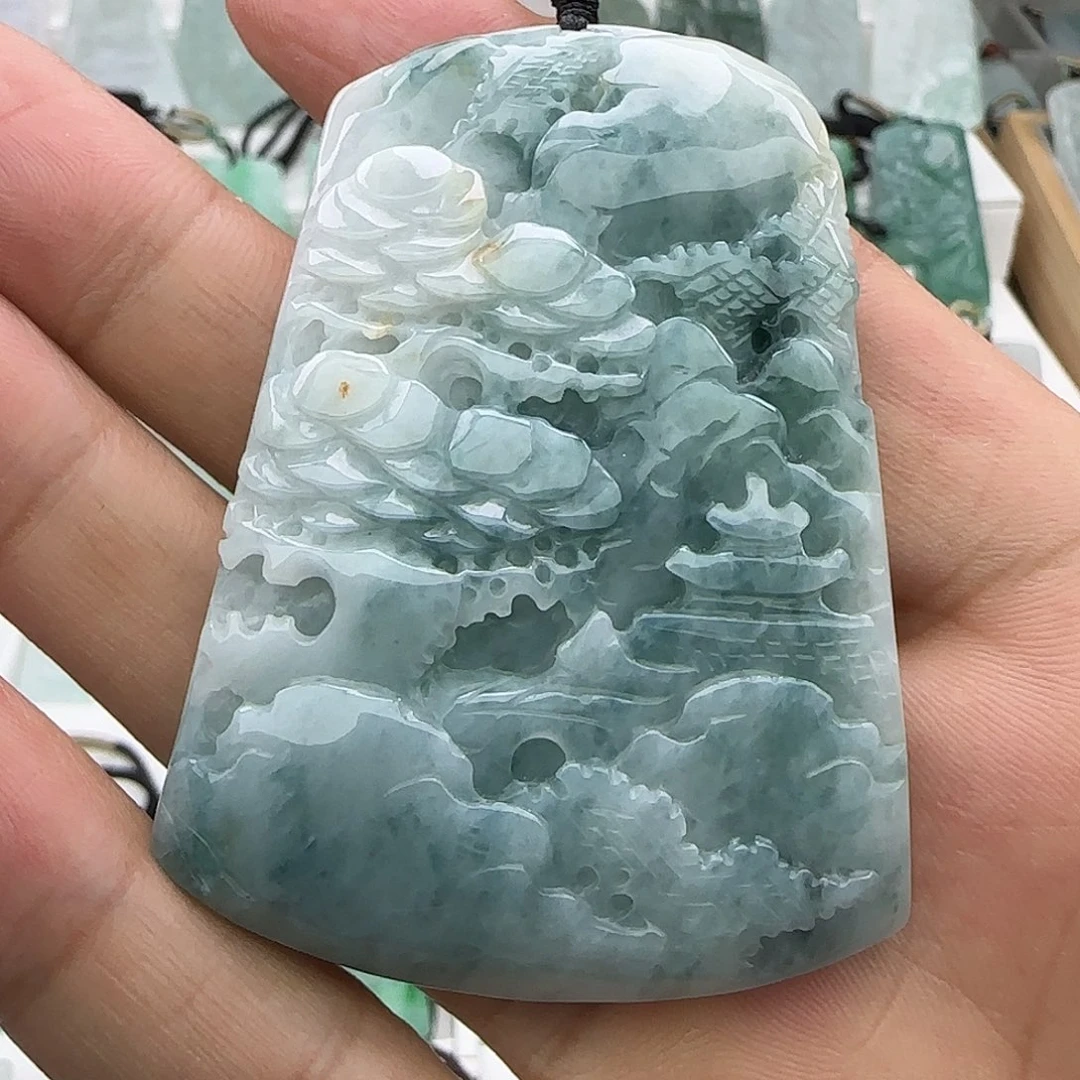 翡翠未镶嵌颈饰翡翠