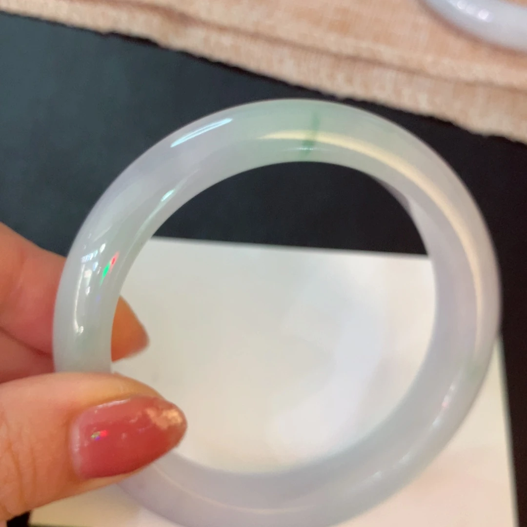 翡翠手镯未镶嵌1号