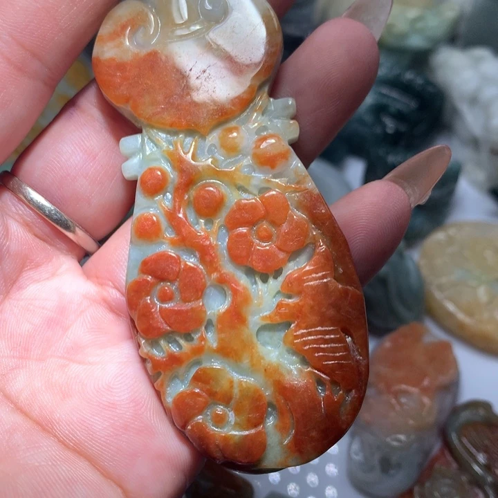 翡翠未镶嵌颈饰保真天然A货翡翠