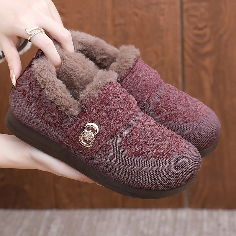 冬季爆款加绒加厚百搭雪地靴棉靴中老年软底防滑保暖一脚蹬妈妈鞋