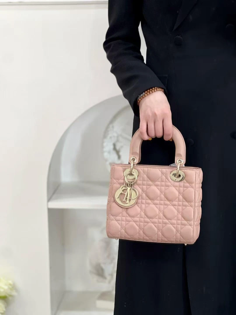99新 DIOR/迪奥 Dior 四格戴妃 粉金 /严选