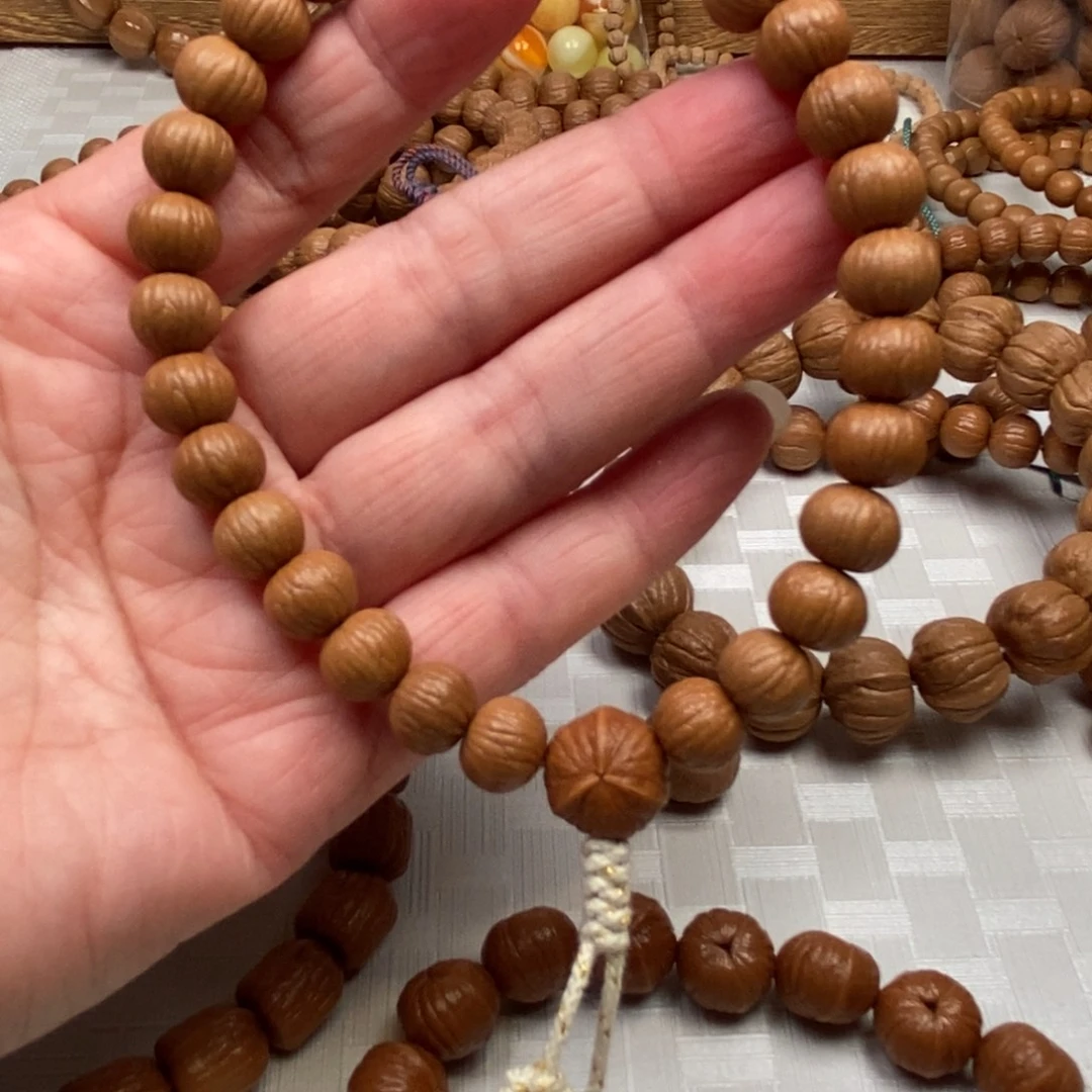 百****桃核吊坠土豪9.7-1.0