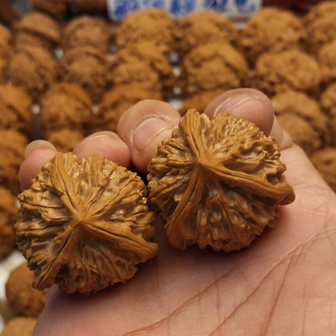 文玩核桃把件Z*35尺 玉麒麟奔 81