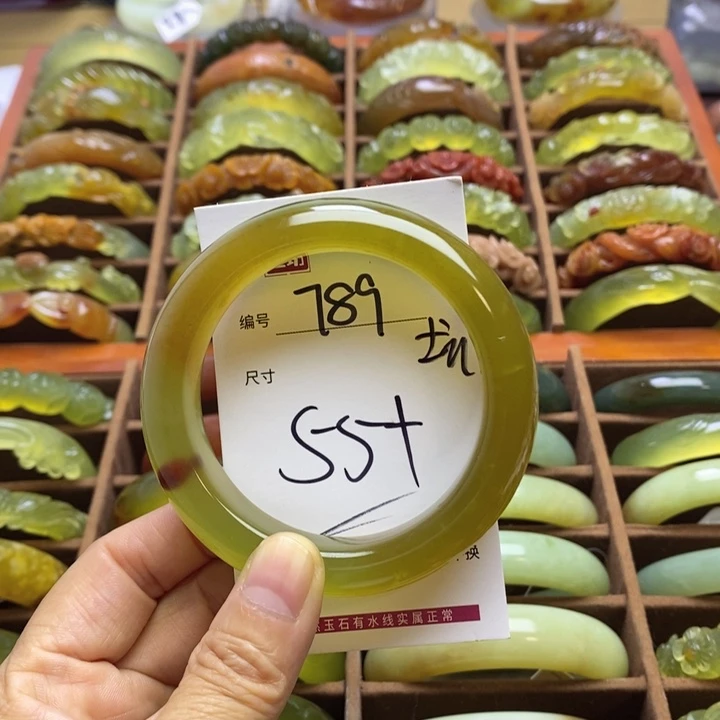 未镶嵌蛇纹石玉手镯