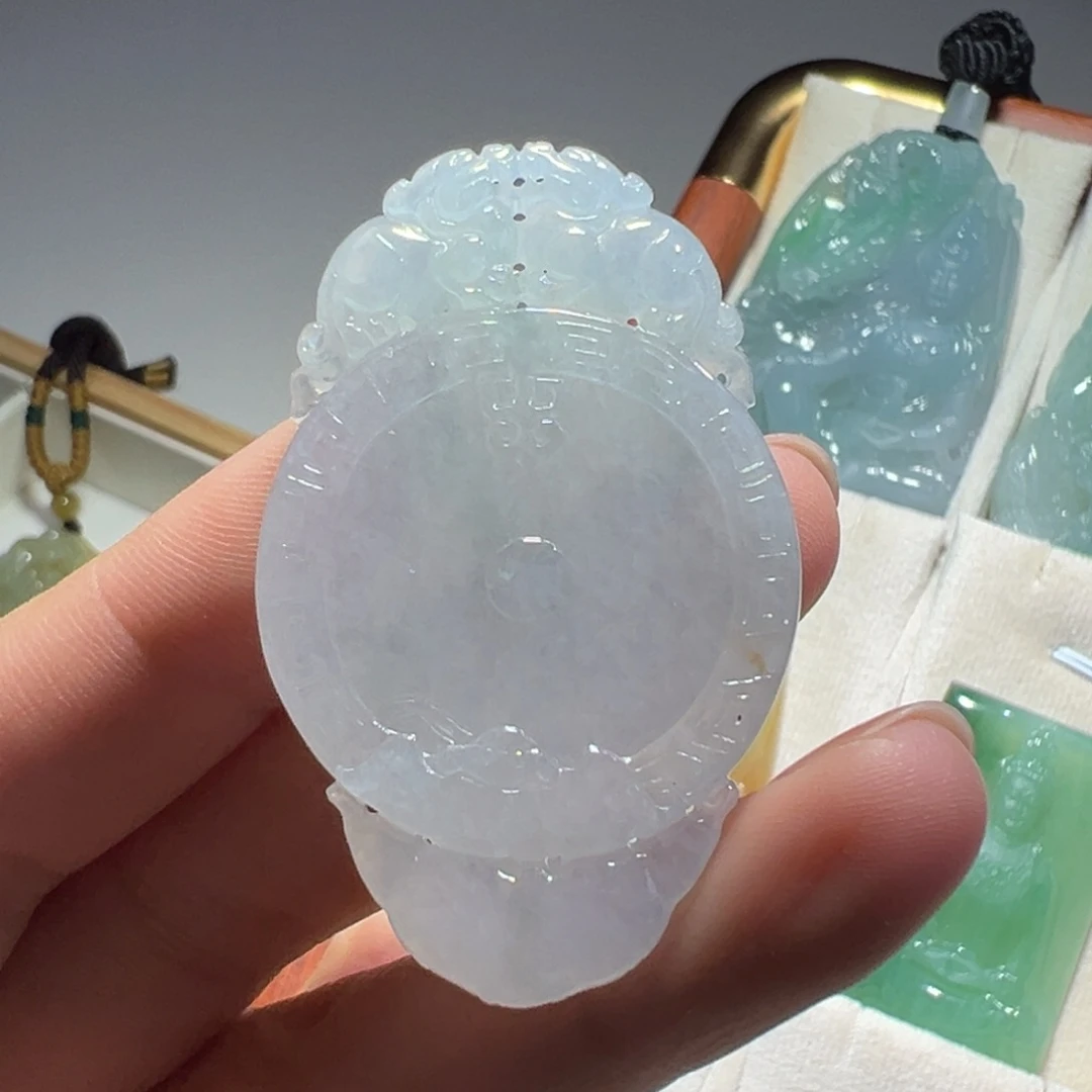 翡翠未镶嵌颈饰缅甸翡翠