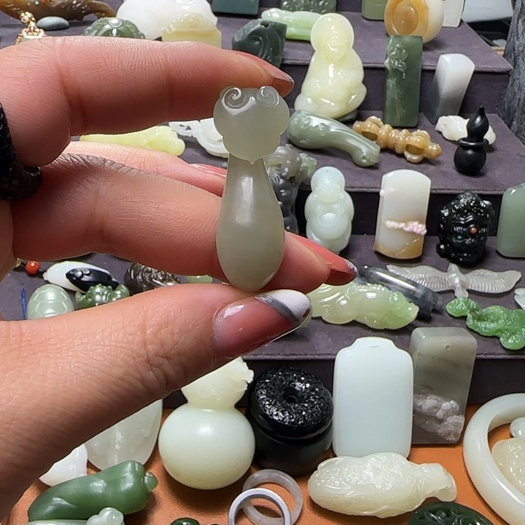 和田玉颈饰未镶嵌F***L