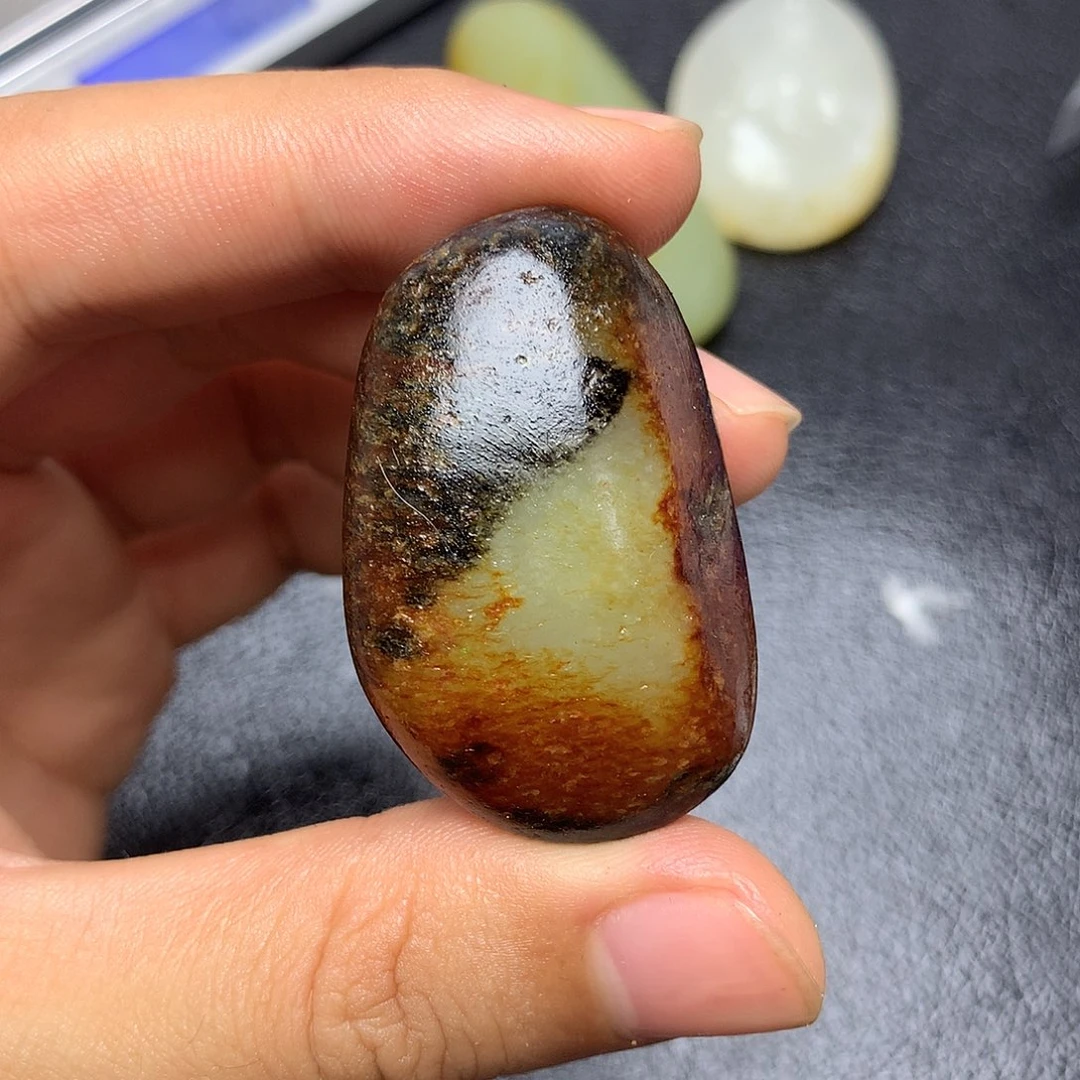 和田玉（糖玉）未镶嵌挂件