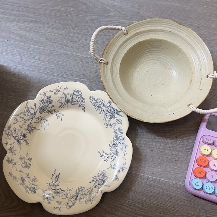 搪瓷陶瓷盘子两个