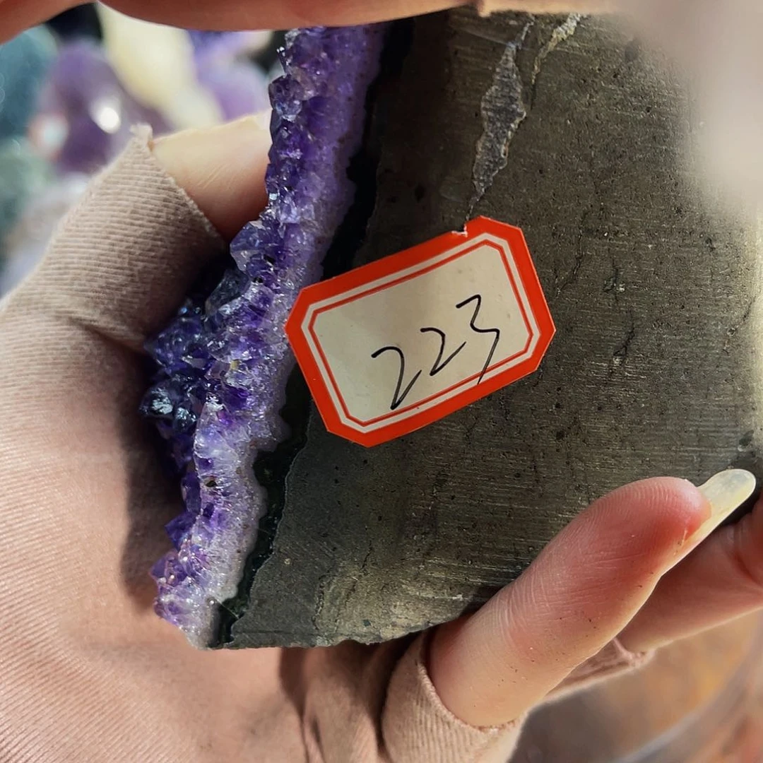 水晶随形摆件未镶嵌