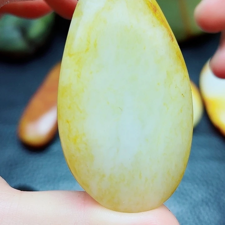 未镶嵌和田玉挂件
