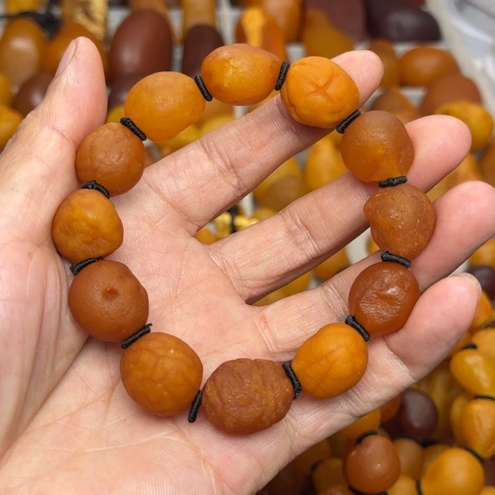 琥珀未镶嵌裸石天然蜜蜡手串