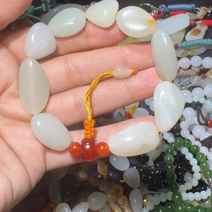 和田玉未镶嵌手链