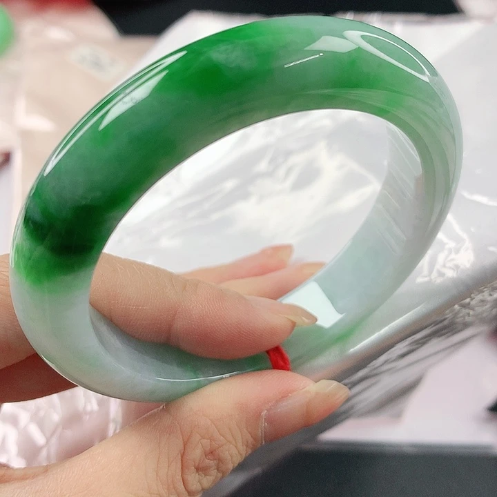 未镶嵌手镯翡翠，874