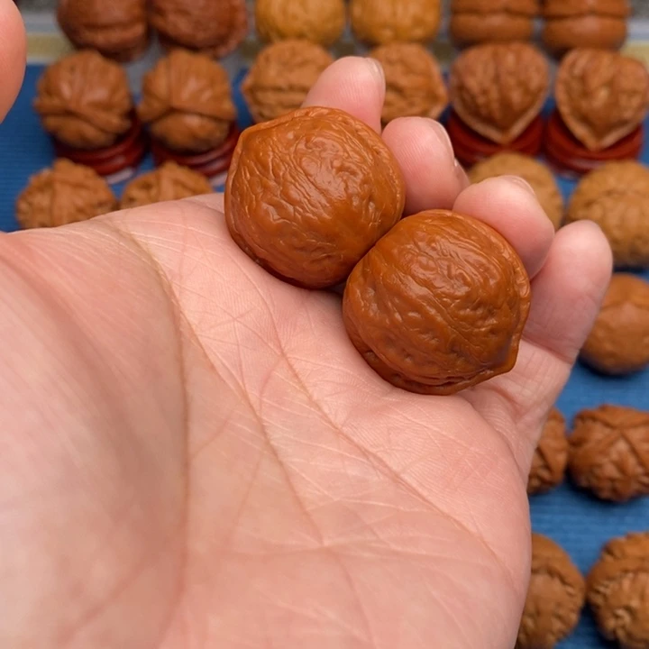 把件文玩核桃寿桃