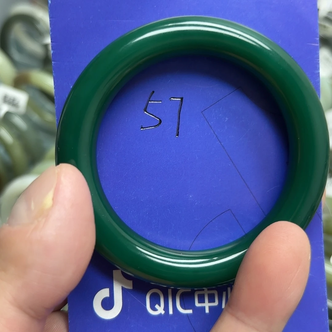 未镶嵌手镯和田玉（糖玉）