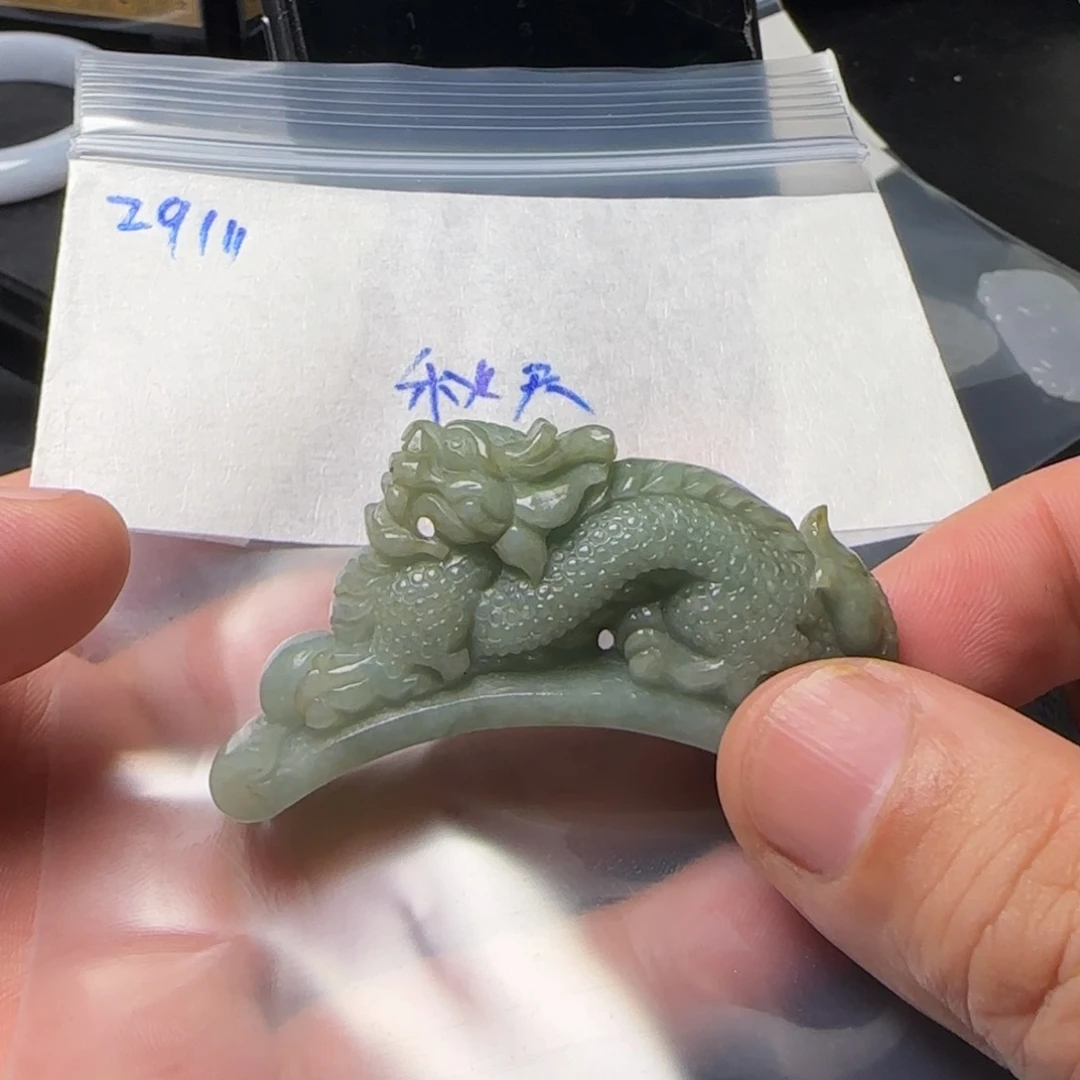 未镶嵌定制翡翠秋*