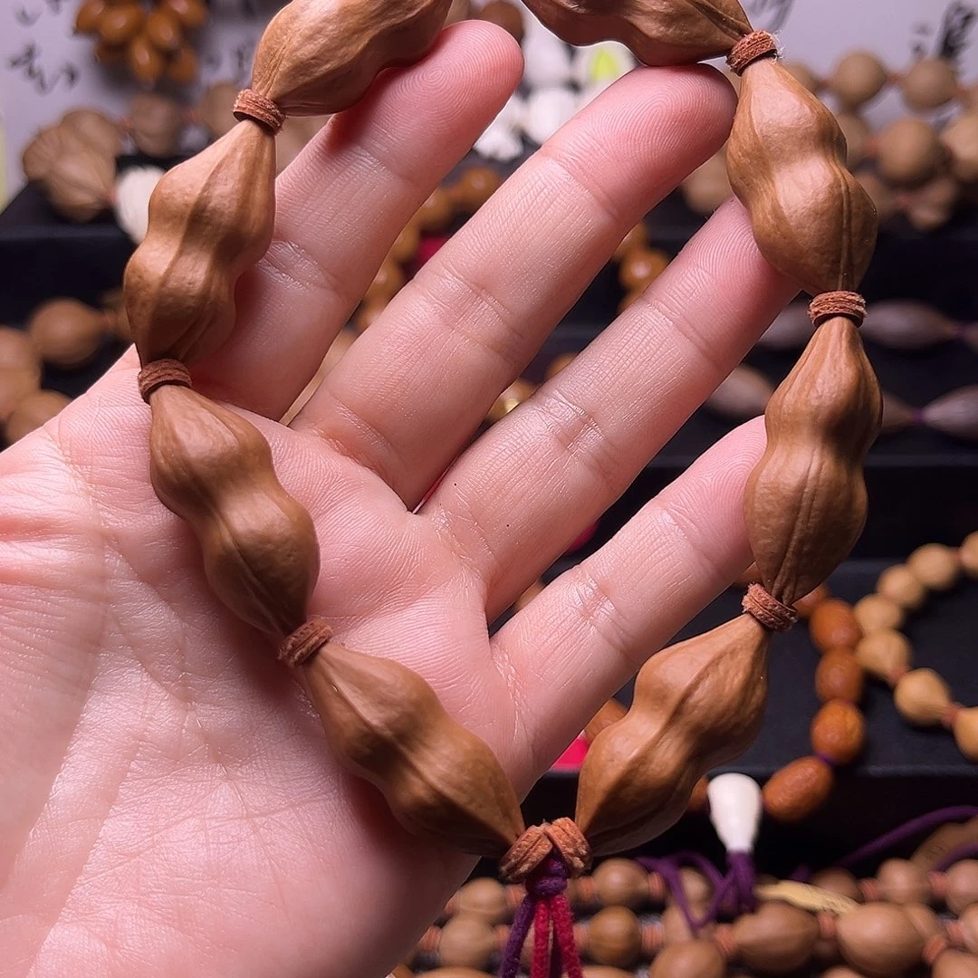 吊坠橄榄核落地生花，花生手串异型15.33