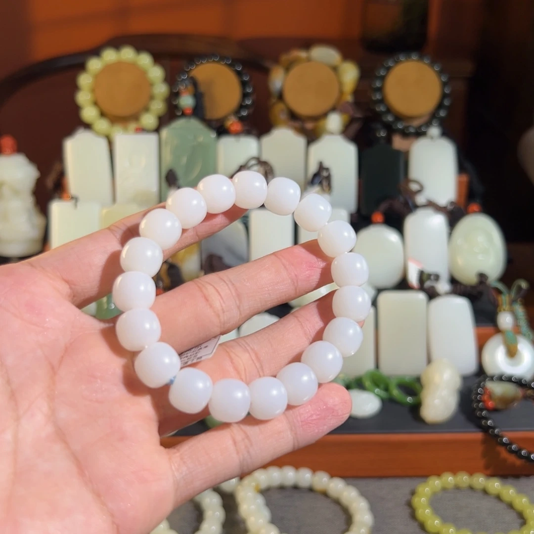 忘***言和田玉未镶嵌手链