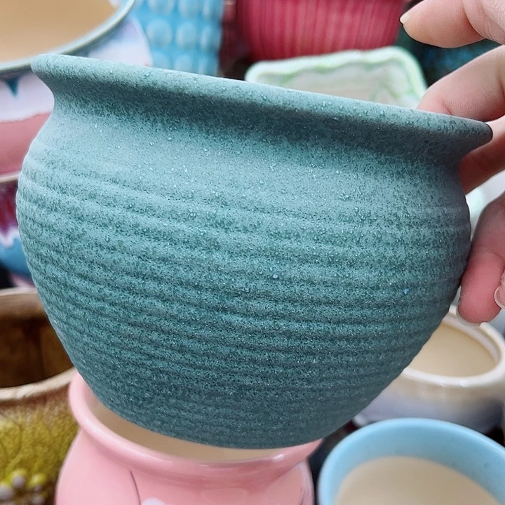 多肉绿植陶瓷花盆9.9包邮，有孔