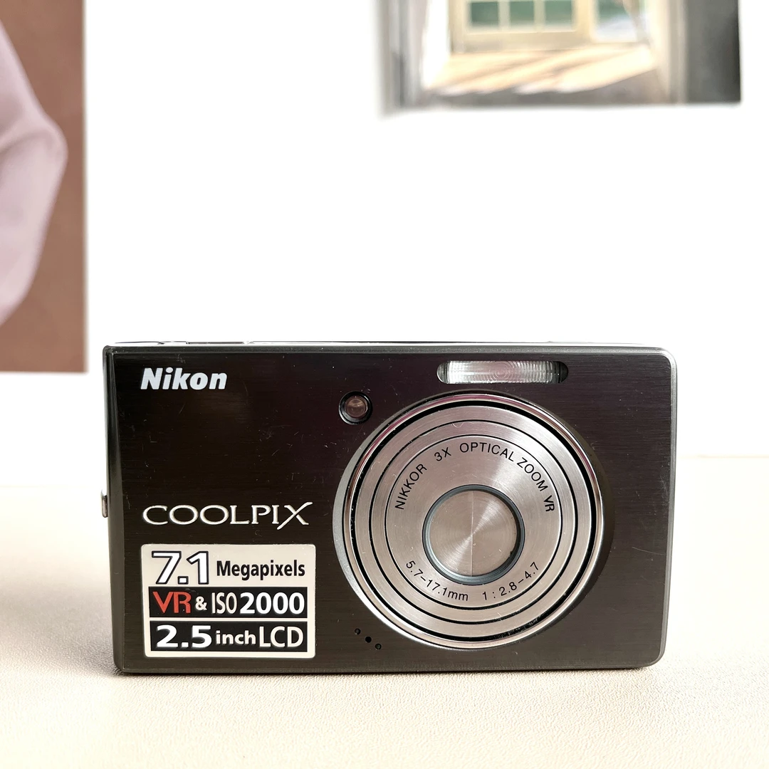 9新 Nikon/尼康 s500深棕色 710万像素3倍变焦 复古奶油色彩