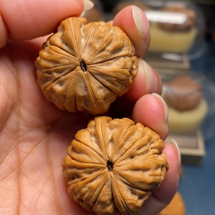 【闪购商品】文玩核桃把件甲骨文