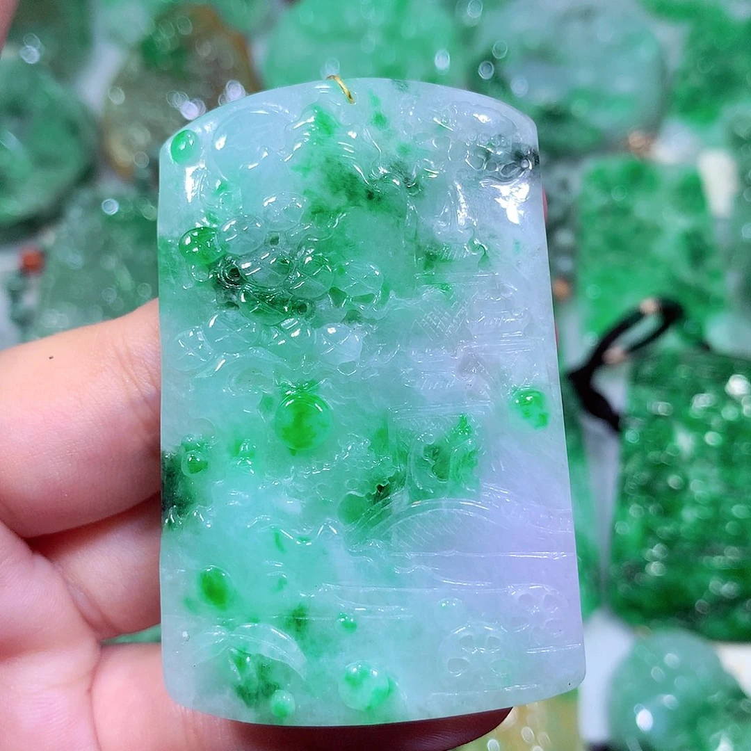 吊坠(不含链)未镶嵌翡翠
