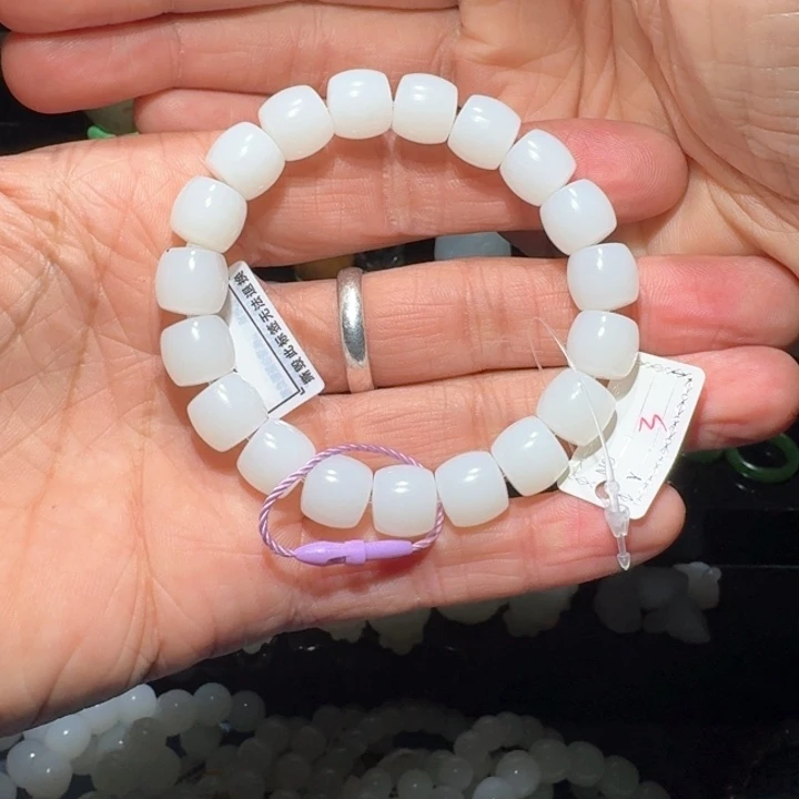 和田玉颈饰未镶嵌?**人10×11直切