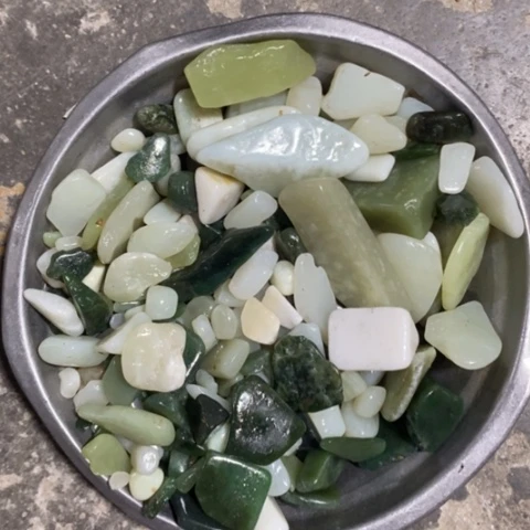 未镶嵌和田玉（糖玉）挂件
