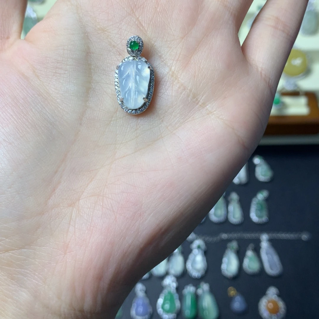 翡翠银S925镶嵌颈饰